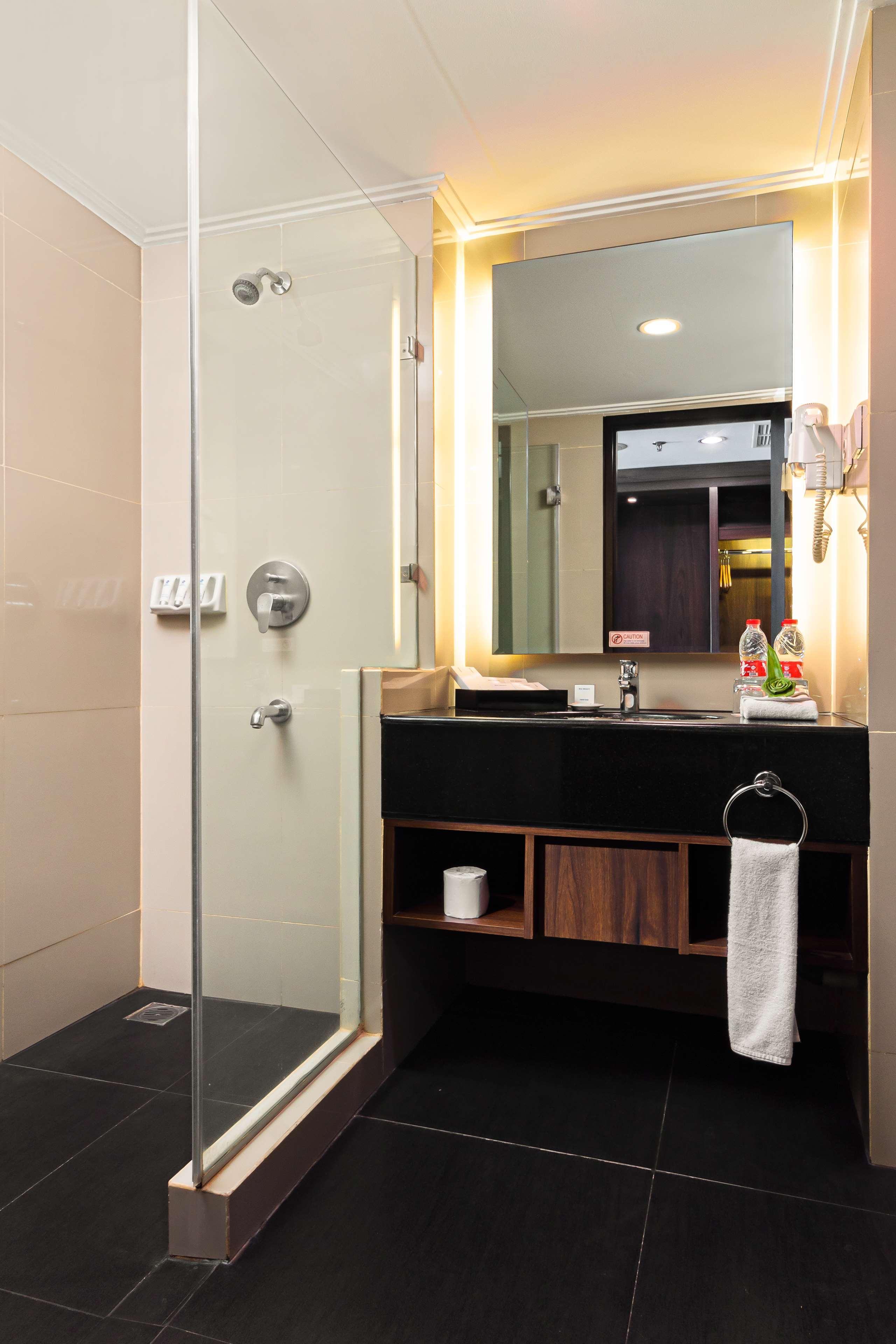 Best Western Rose Quartz Inn Chester Extérieur photo