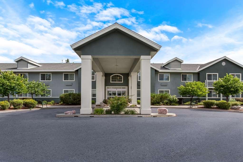 Best Western Rose Quartz Inn Chester Extérieur photo
